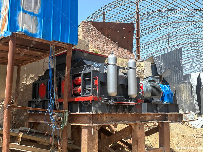 四川绵阳鹅卵石生产线现场-1210连轴澳门点点注册地址