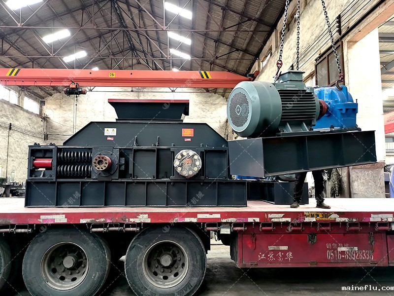 大型半自动液压澳门点点注册地址发往四川