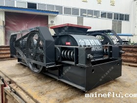 2PG400x400小型澳门点点注册地址发往福建泉州破碎瓜子石