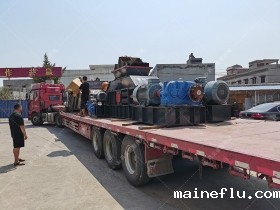 2PG1200x800型半自动液压澳门点点注册地址发货图片