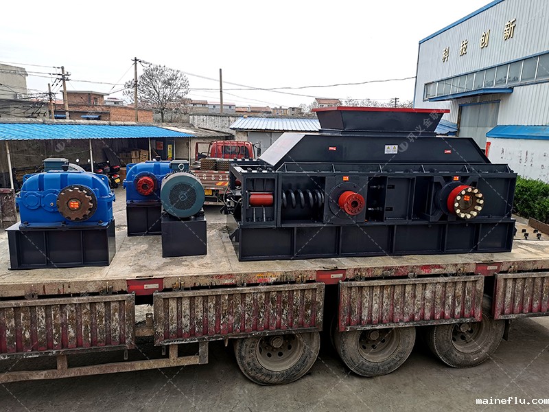 时产30-300吨玄武岩对辊制砂机生产线配置及工艺流程介绍